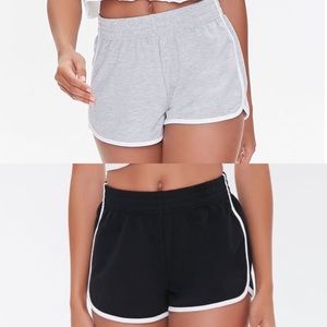 Bundle F21 shorts. XS